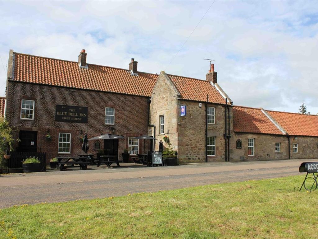 Готель The Blue Bell Crookham Cornhill on Tweed Екстер'єр фото